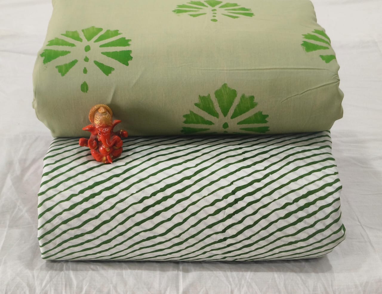 Pure cotton top and bottom set (2.5 mtr top, 2.5 mtr bottom)