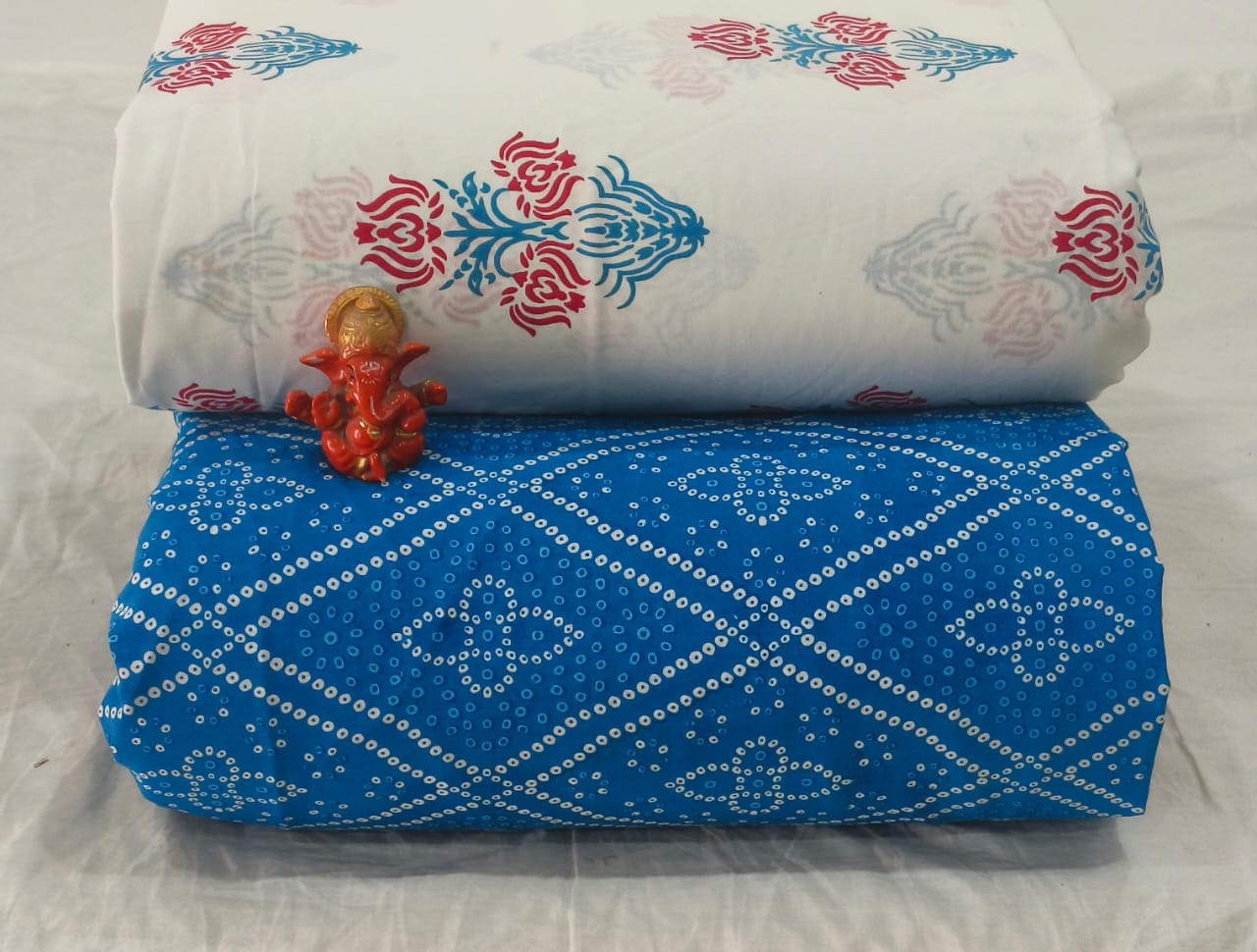 Pure cotton top and bottom set (2.5 mtr top, 2.5 mtr bottom)