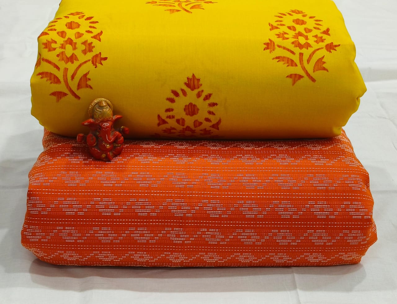 Pure cotton top and bottom set (2.5 mtr top, 2.5 mtr bottom)