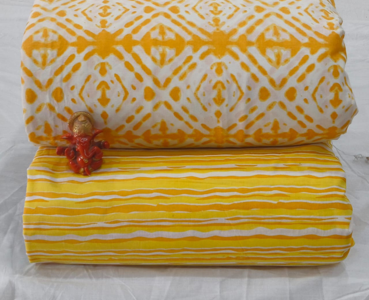 Pure cotton top and bottom set (2.50 mtr top, 2.50 mtr bottom )