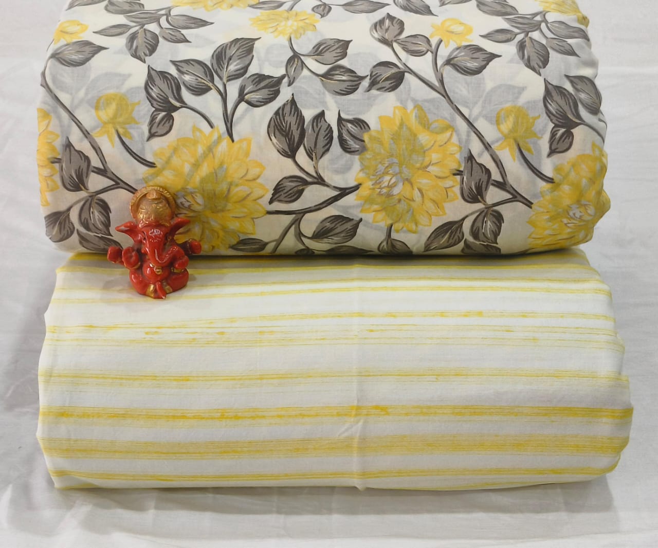 Pure cotton top and bottom set (2.50 mtr top, 2.50 mtr bottom )