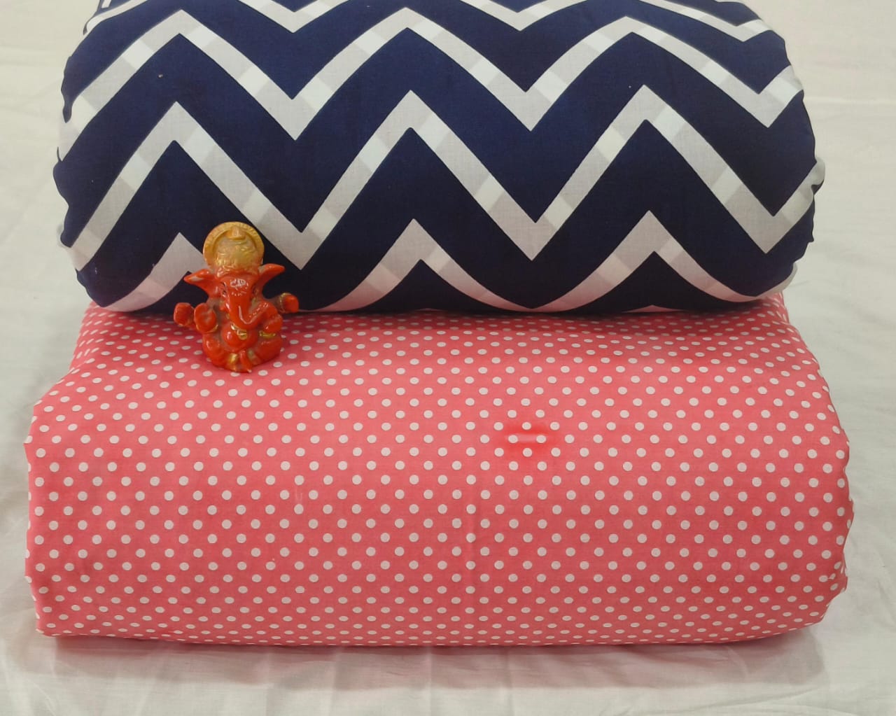 Pure cotton top and bottom set (2.50 mtr top, 2.50 mtr bottom )