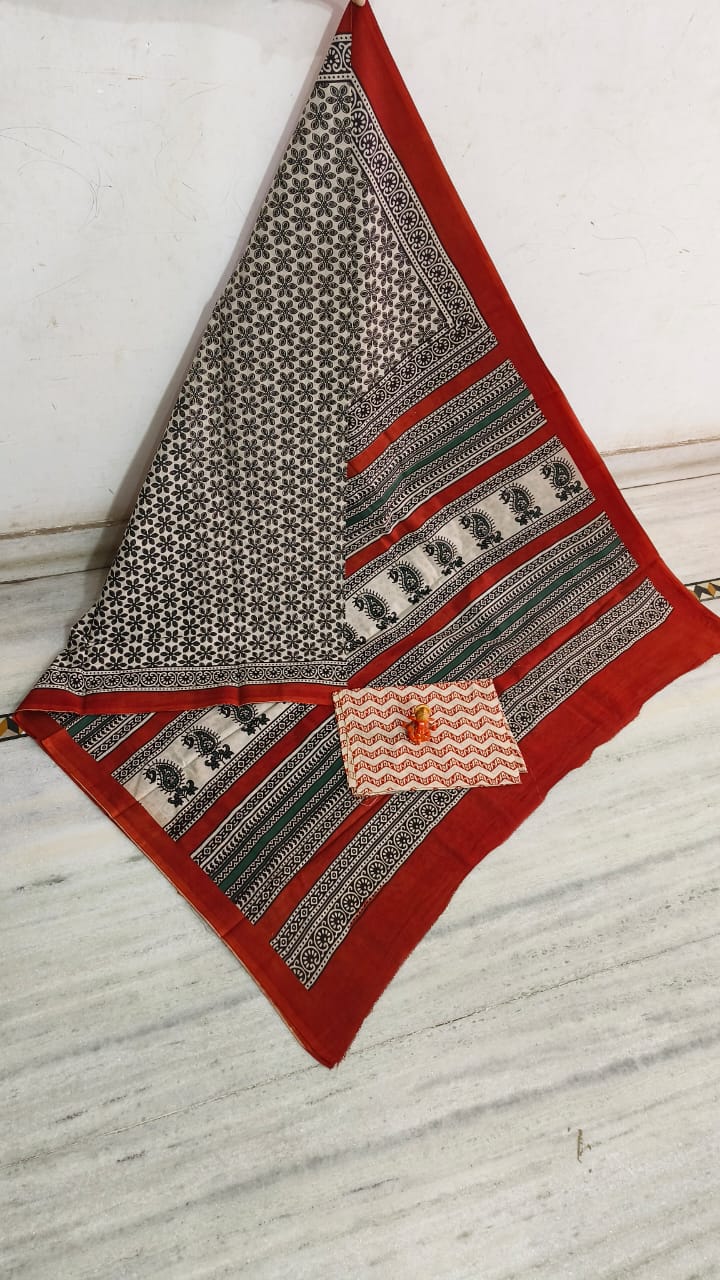 Beautiful Cotton printed saree With Blouse (Cotton saree Length 6.5 meter With Blouse)