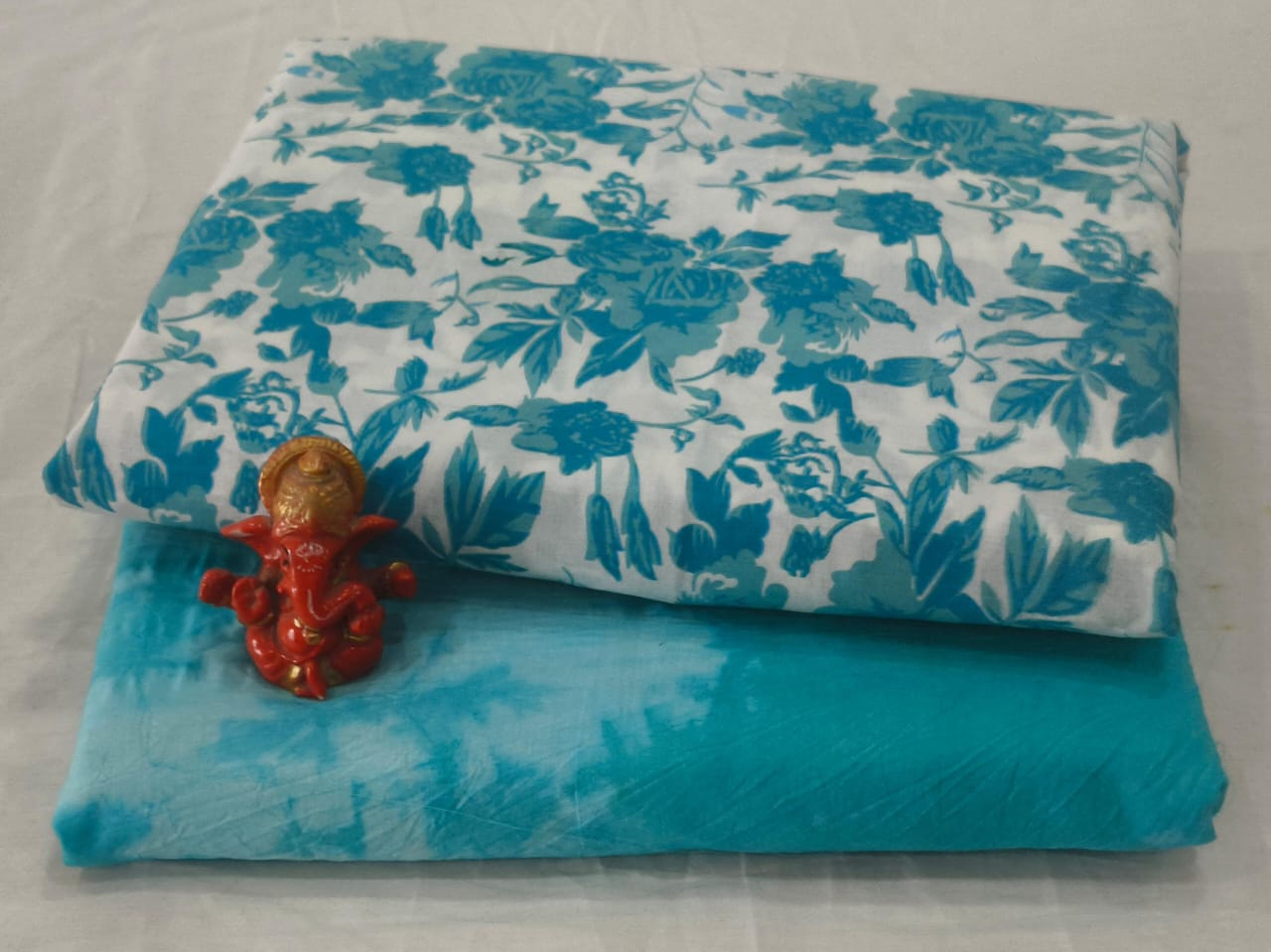 Pure cotton top and bottom set (2.5 mtr top, 2.5 mtr bottom)