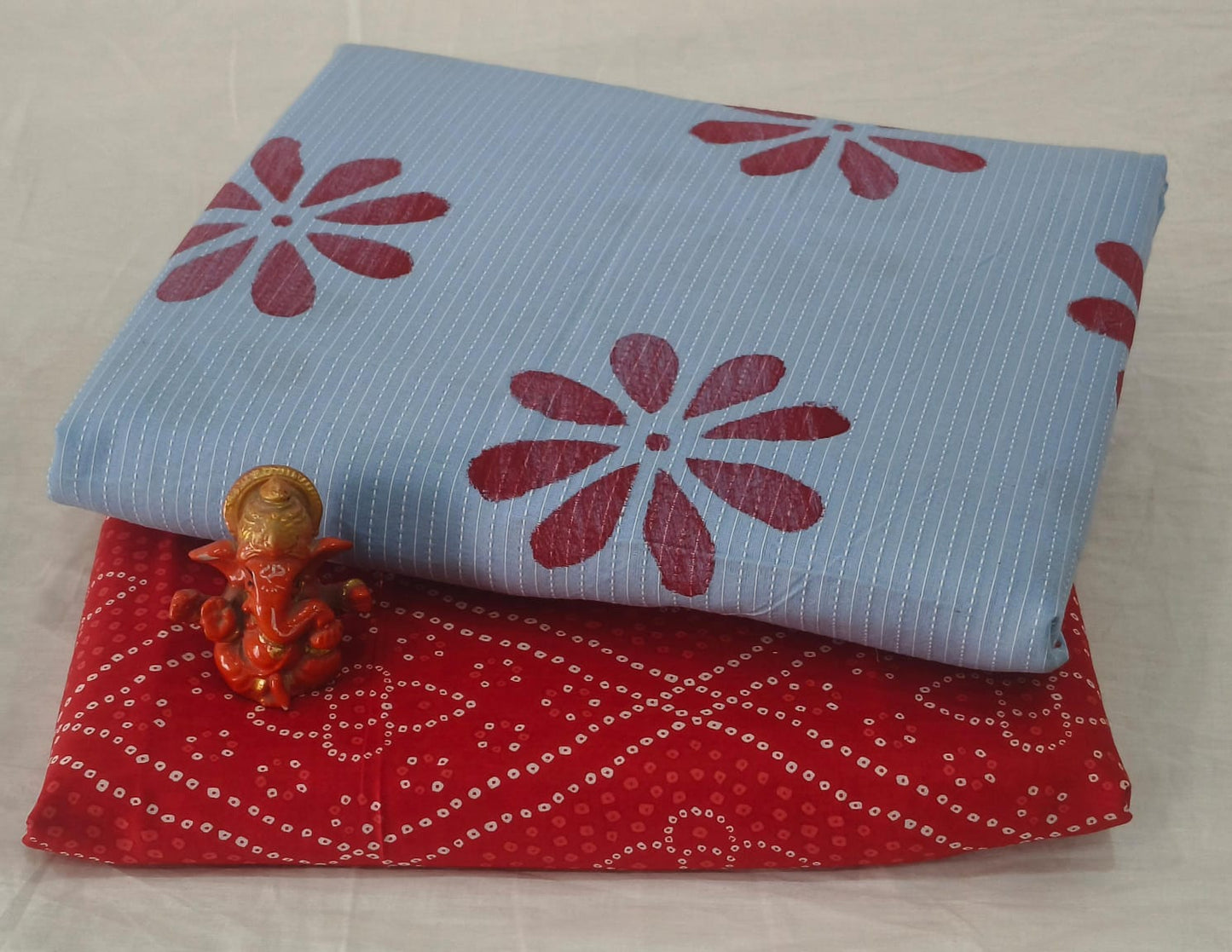 Pure cotton top and bottom set (2.5 mtr top, 2.5 mtr bottom)