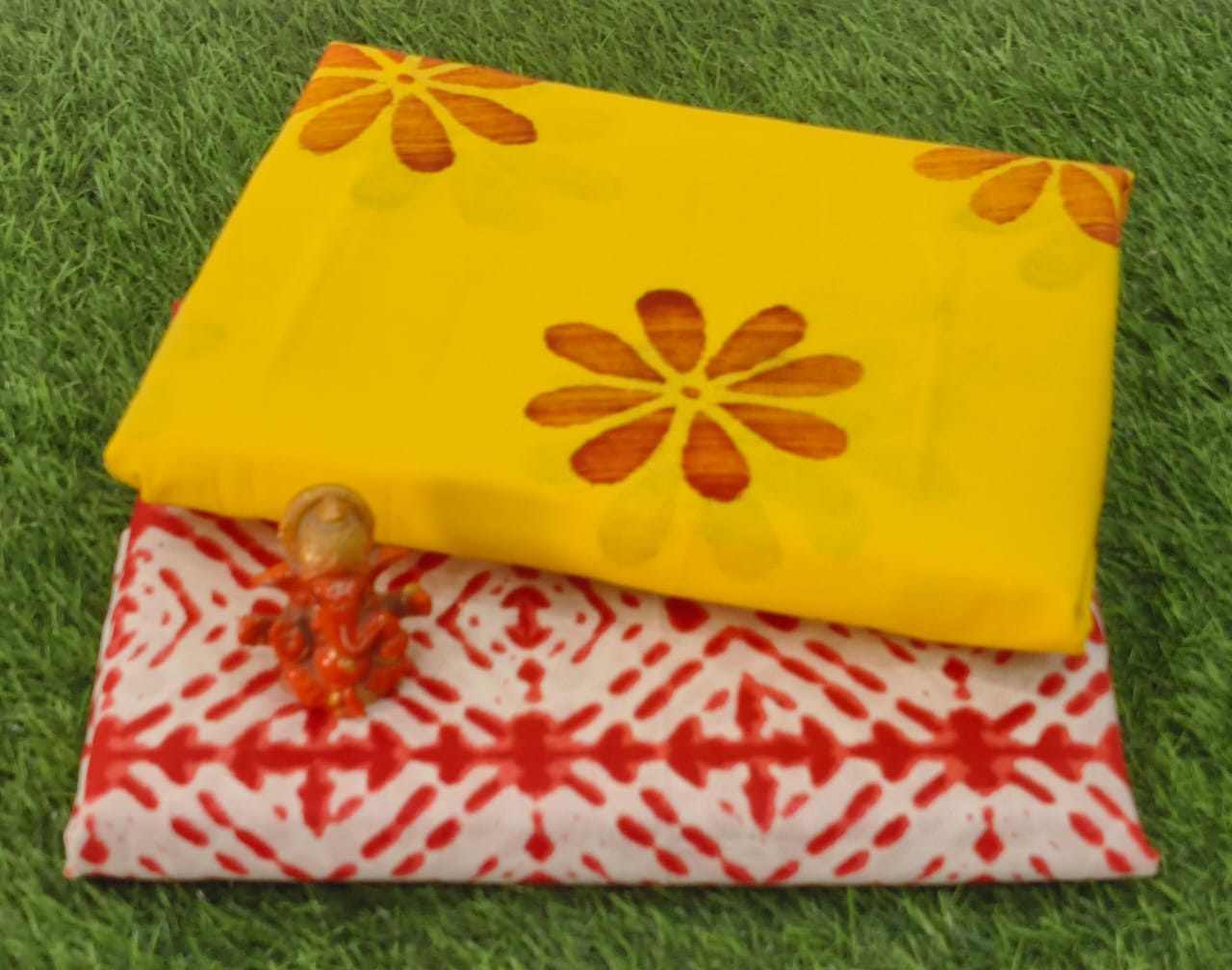 Pure cotton top and bottom set (2.5 mtr top, 2.5 mtr bottom)