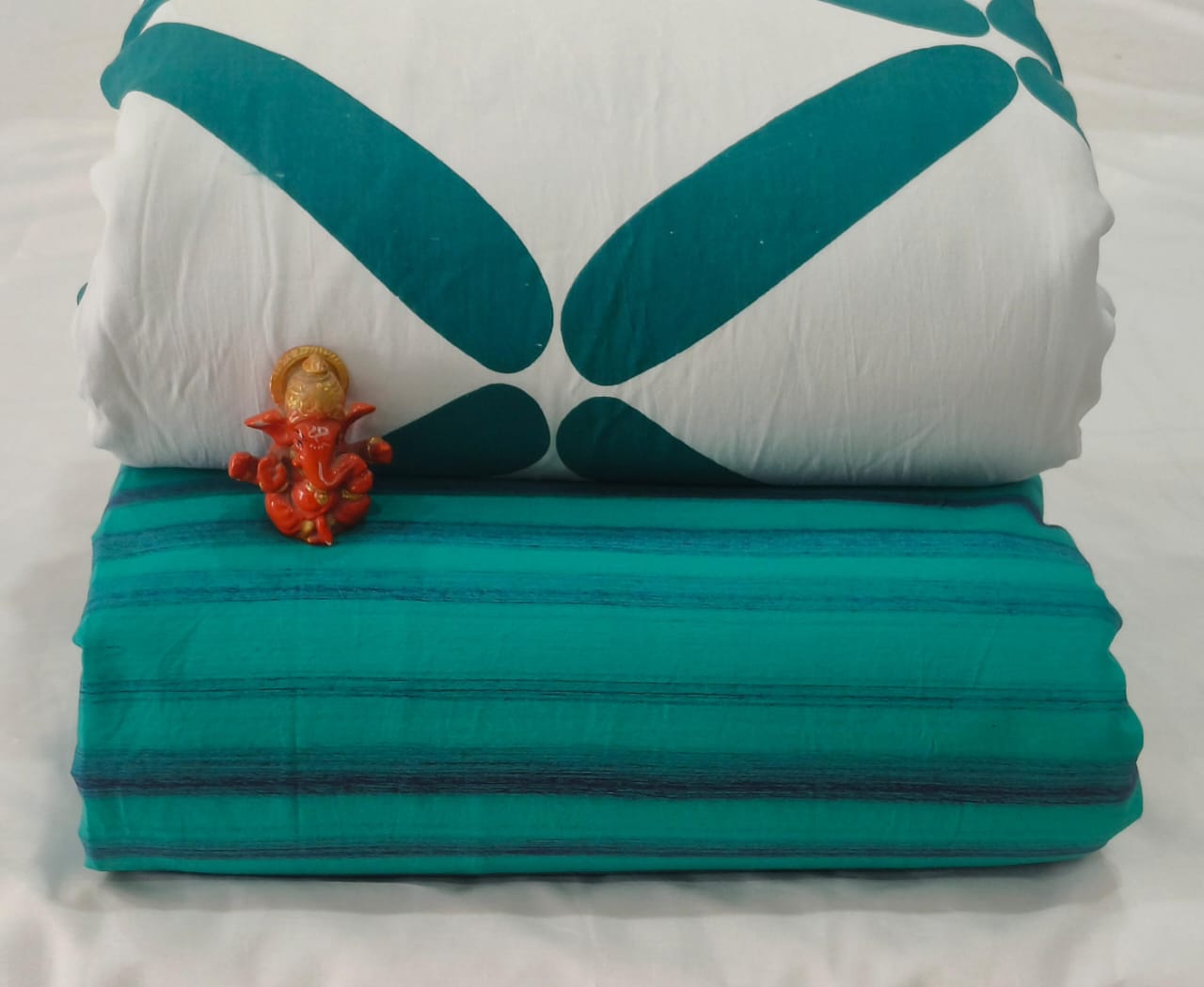 Pure cotton top and bottom set (2.5 mtr top, 2.5 mtr bottom)