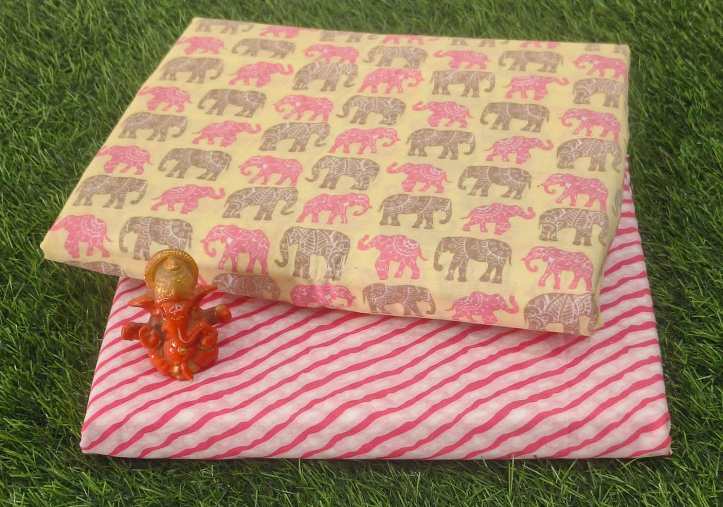Pure cotton top and bottom set (2.5 mtr top, 2.5 mtr bottom)