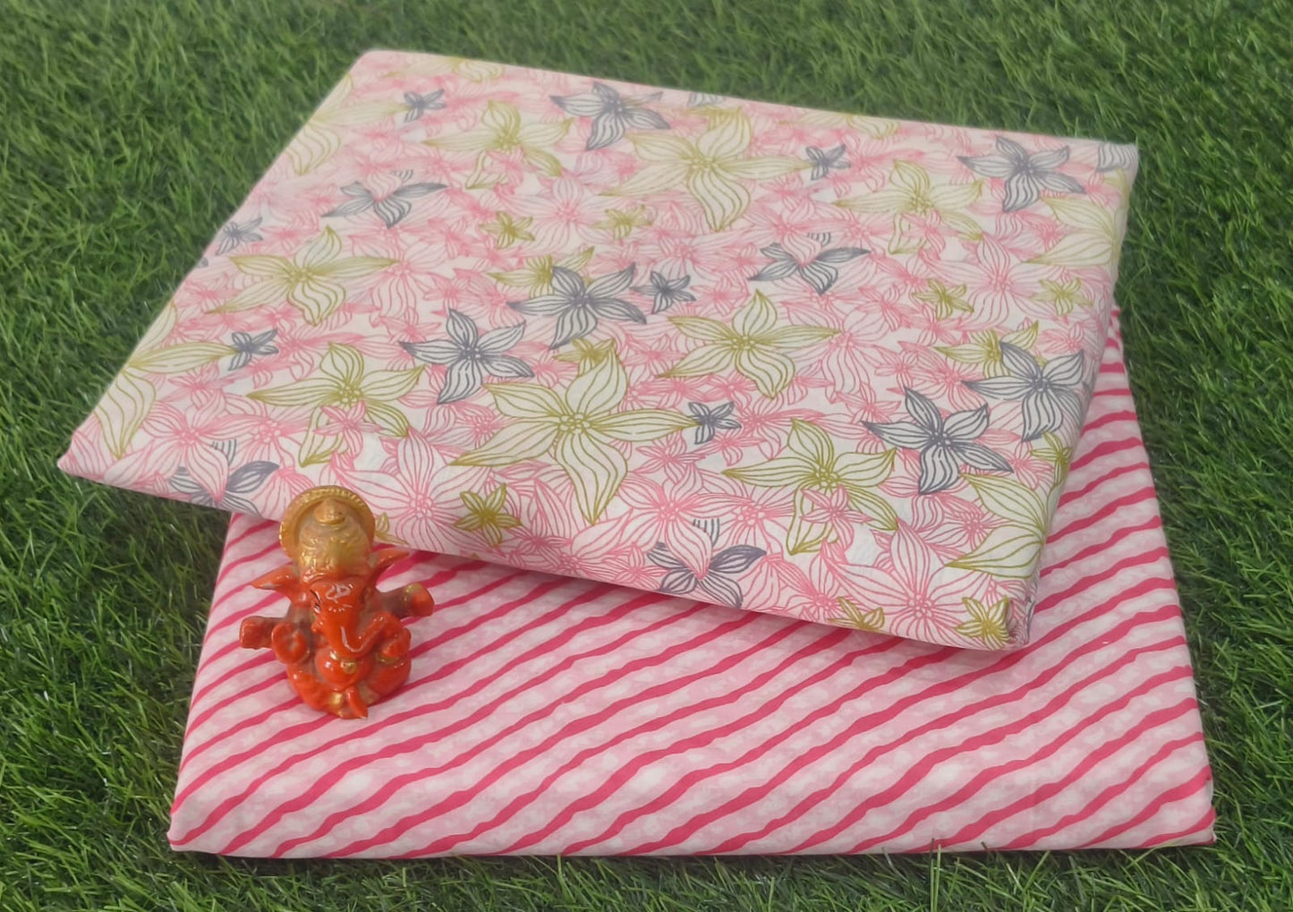 Pure cotton top and bottom set (2.5 mtr top, 2.5 mtr bottom)