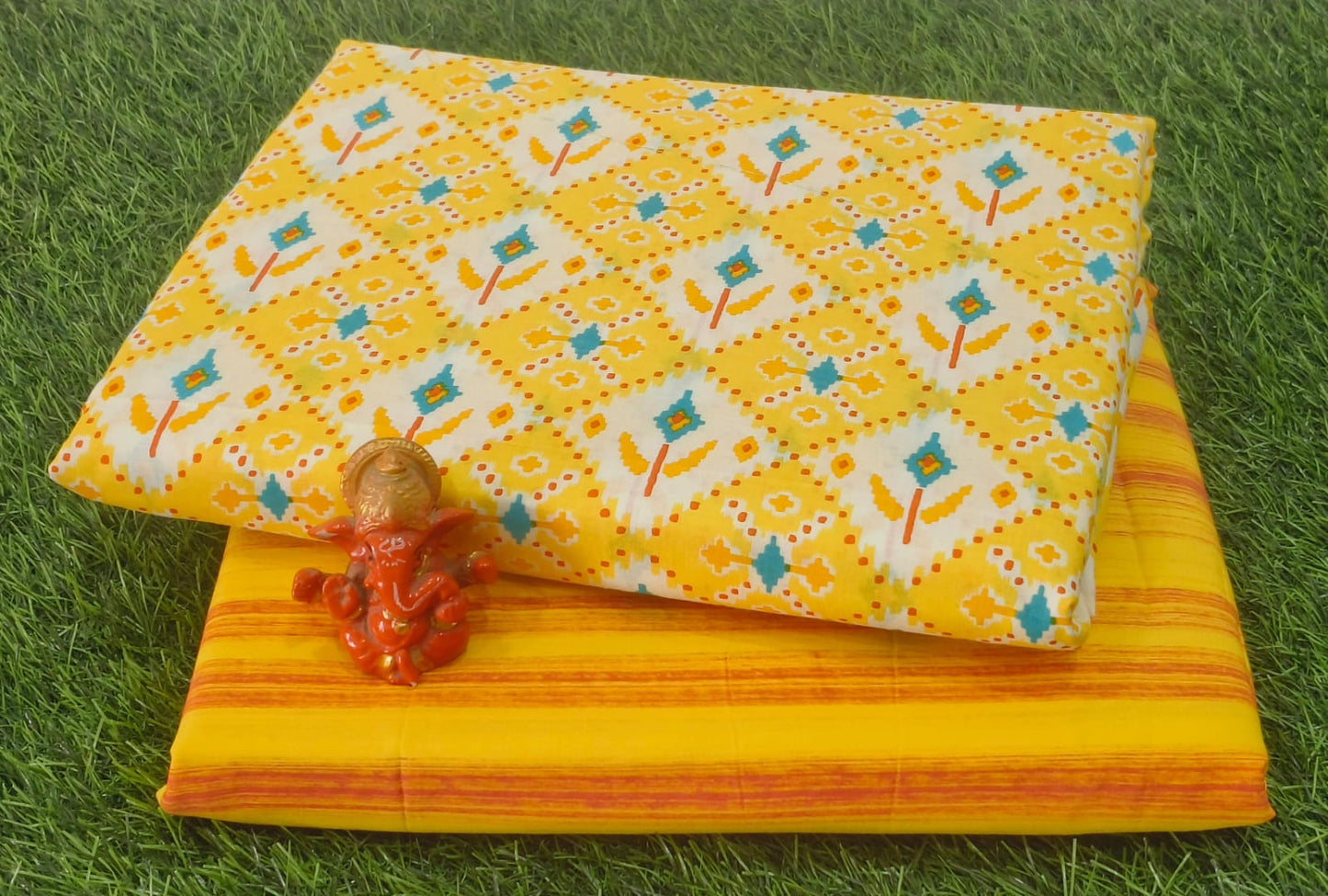 Pure cotton top and bottom set (2.5 mtr top, 2.5 mtr bottom)