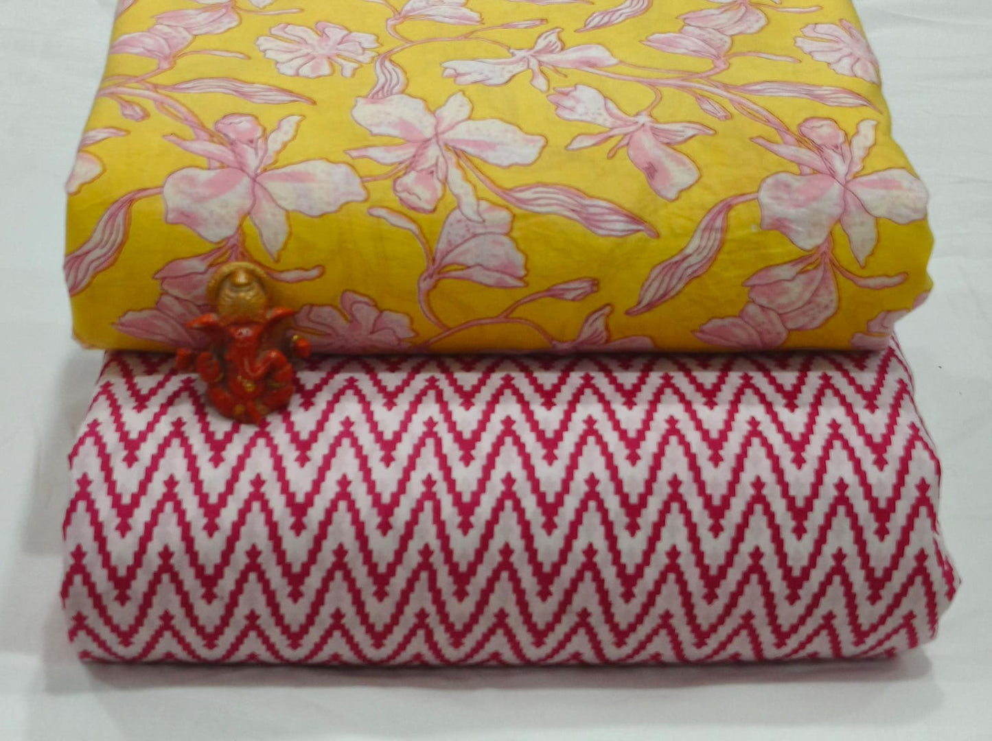 Pure cotton top and bottom set (2.5 mtr top, 2.5 mtr bottom)
