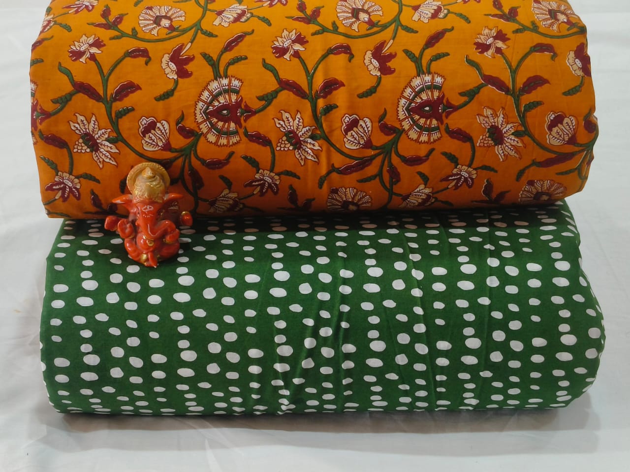 Pure cotton top and bottom set (2.5 mtr top, 2.5 mtr bottom)