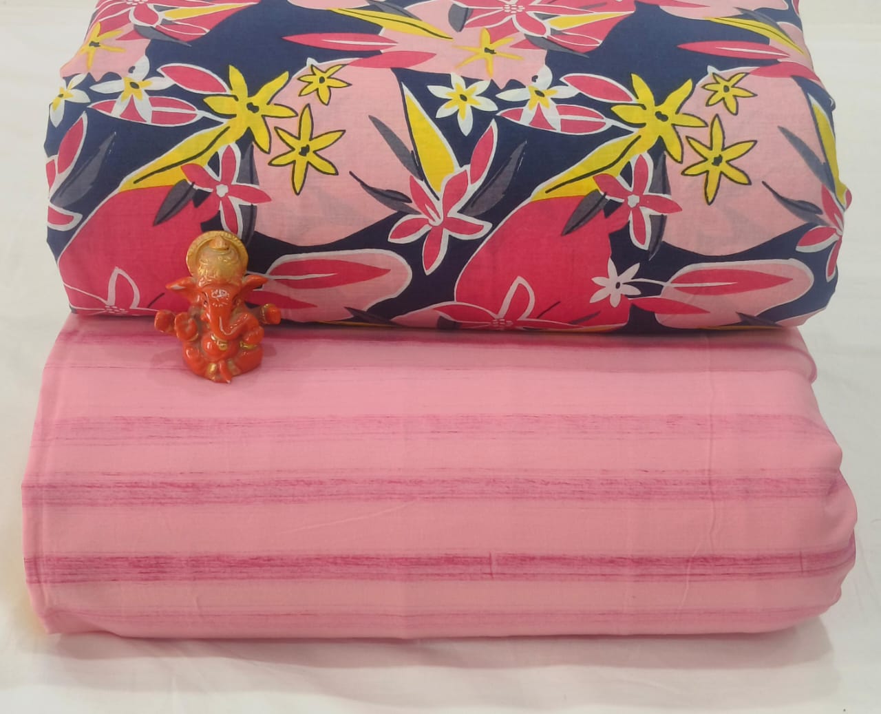 Pure cotton top and bottom set (2.5 mtr top, 2.5 mtr bottom)