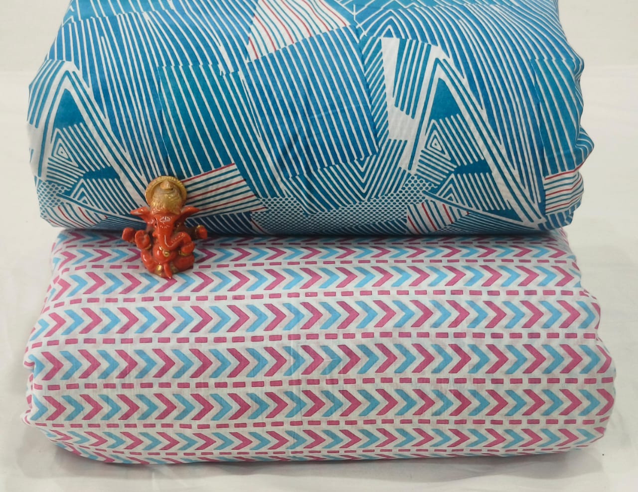 Pure cotton top and bottom set (2.5 mtr top, 2.5 mtr bottom)