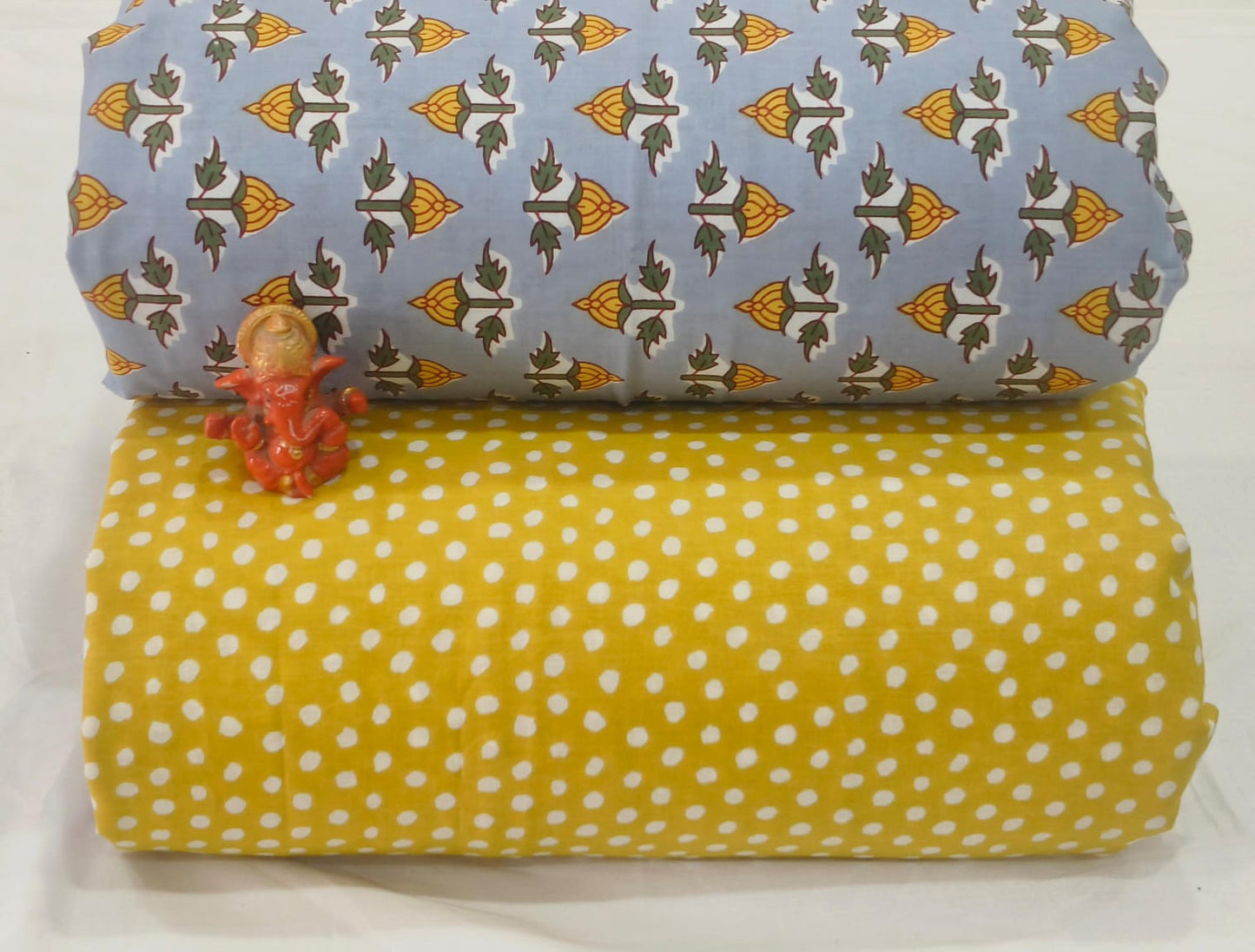 Pure cotton top and bottom set (2.5 mtr top, 2.5 mtr bottom)