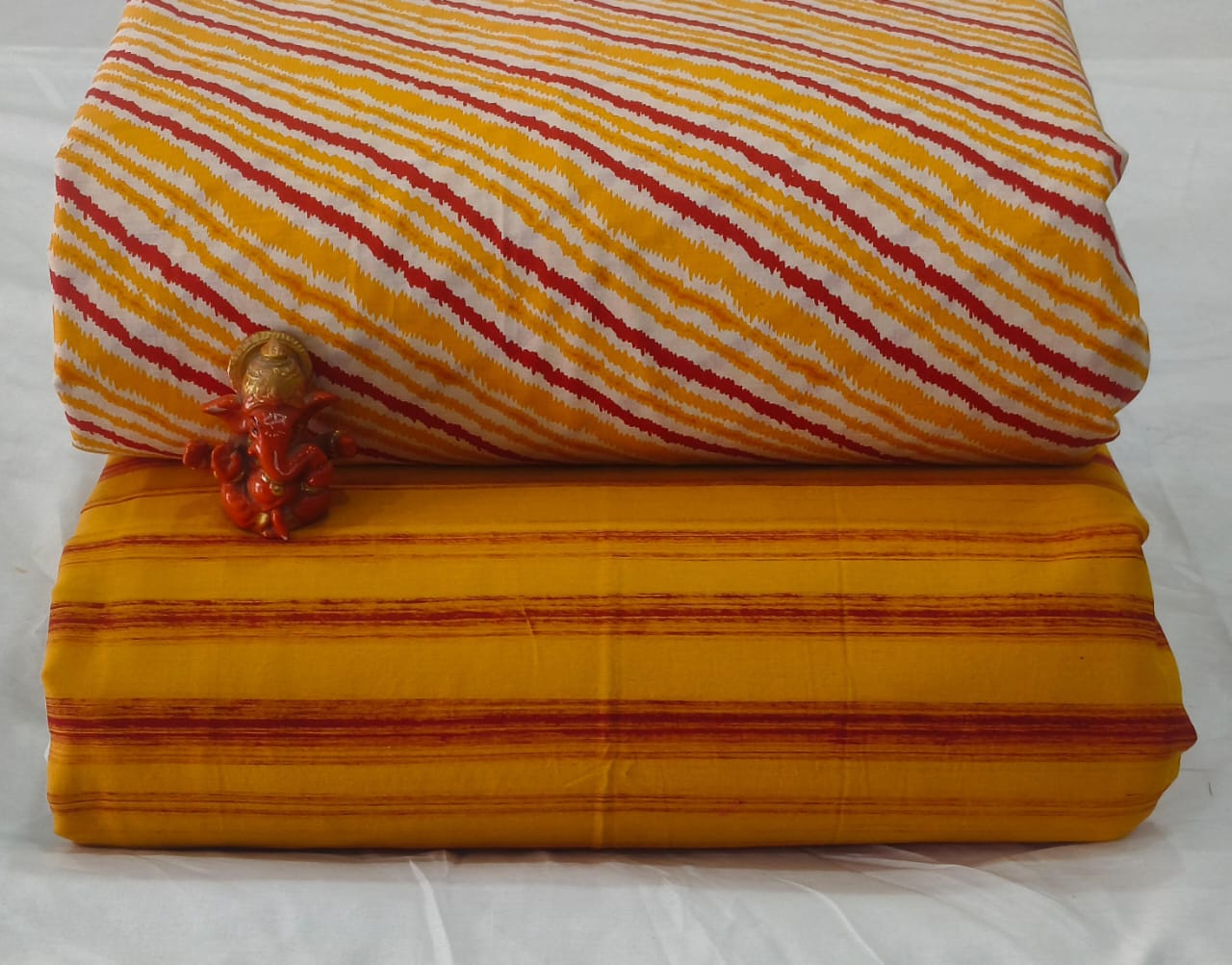 Pure cotton top and bottom set (2.5 mtr top, 2.5 mtr bottom)