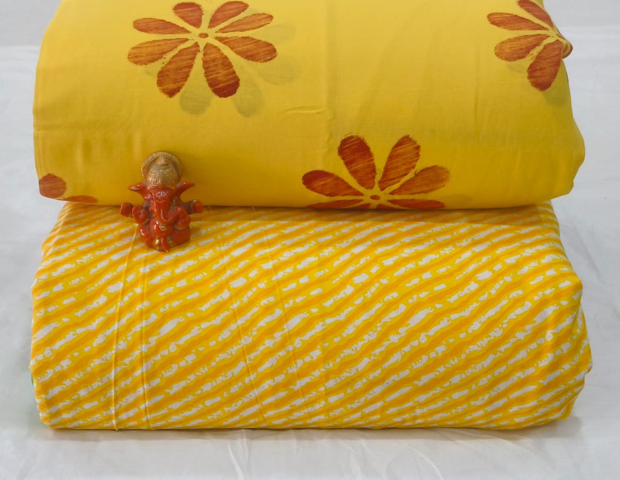 Pure cotton top and bottom set (2.5 mtr top, 2.5 mtr bottom)