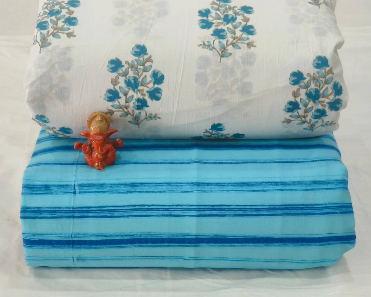 Pure cotton top and bottom set (2.5 mtr top, 2.5 mtr bottom)