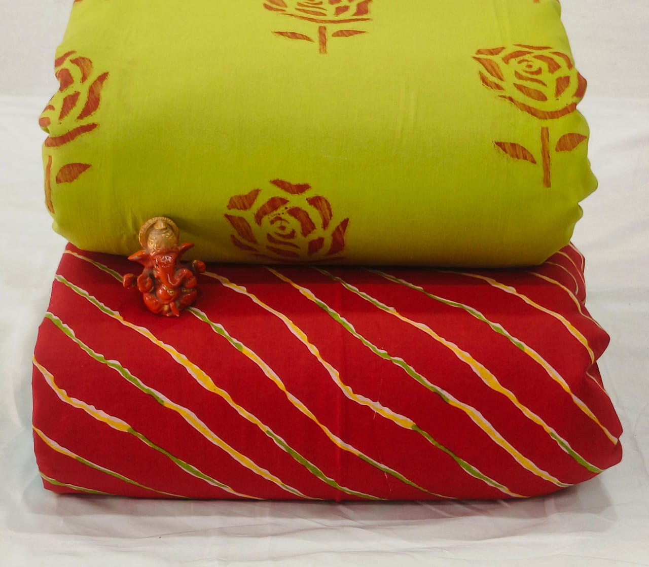 Pure cotton top and bottom set (2.5 mtr top, 2.5 mtr bottom)