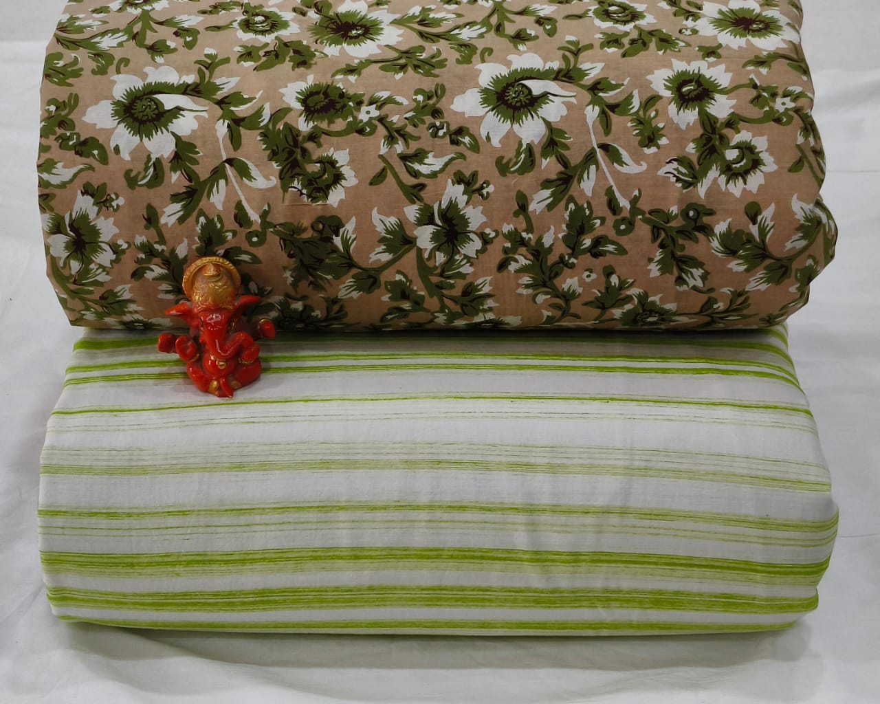 Pure cotton top and bottom set (2.5 mtr top, 2.5 mtr bottom)