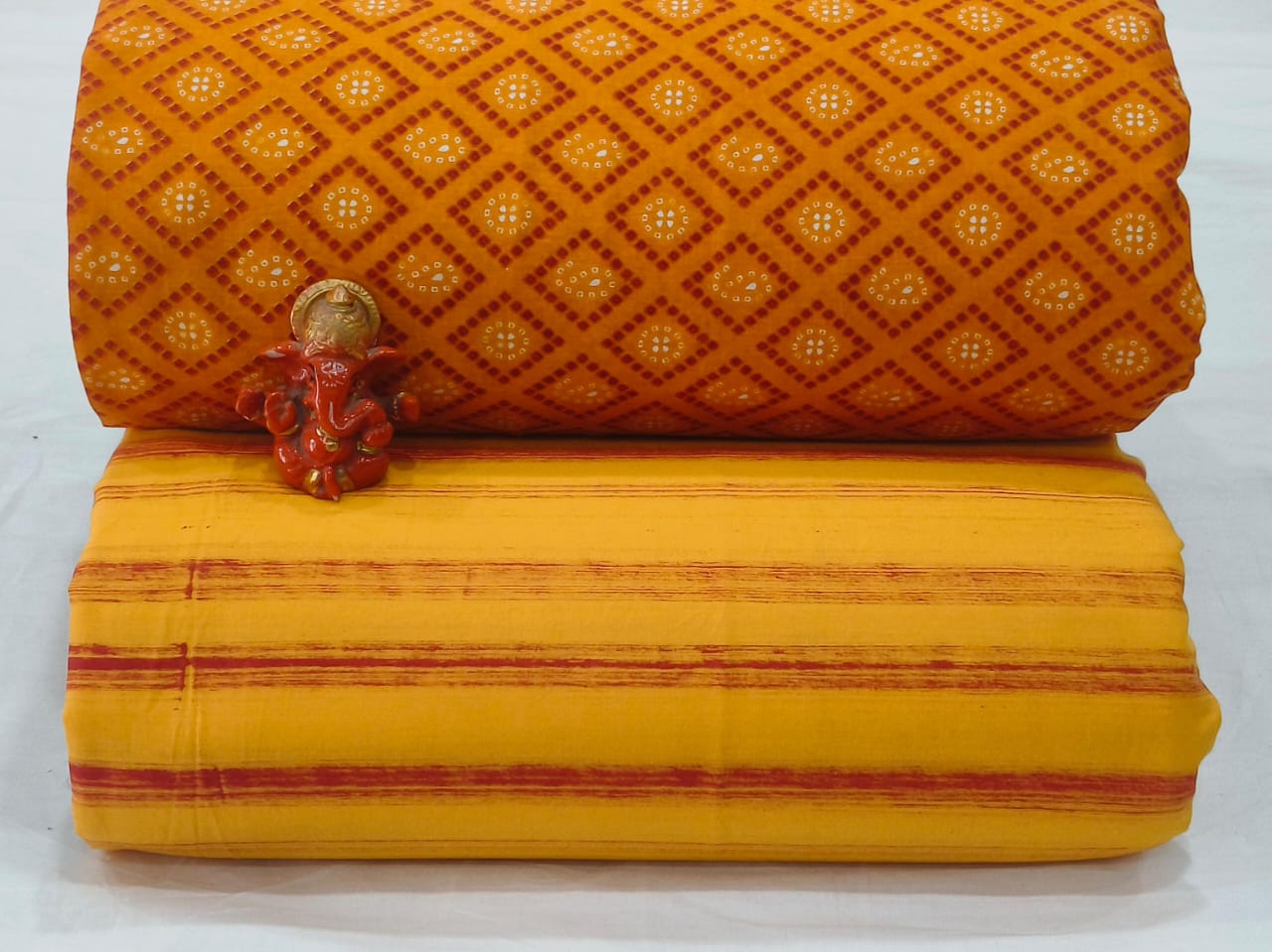 Pure cotton top and bottom set (2.5 mtr top, 2.5 mtr bottom)