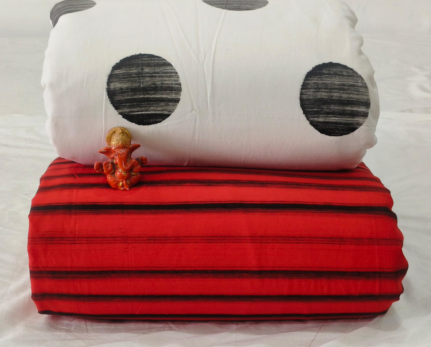 Pure cotton top and bottom set (2.5 mtr top, 2.5 mtr bottom)