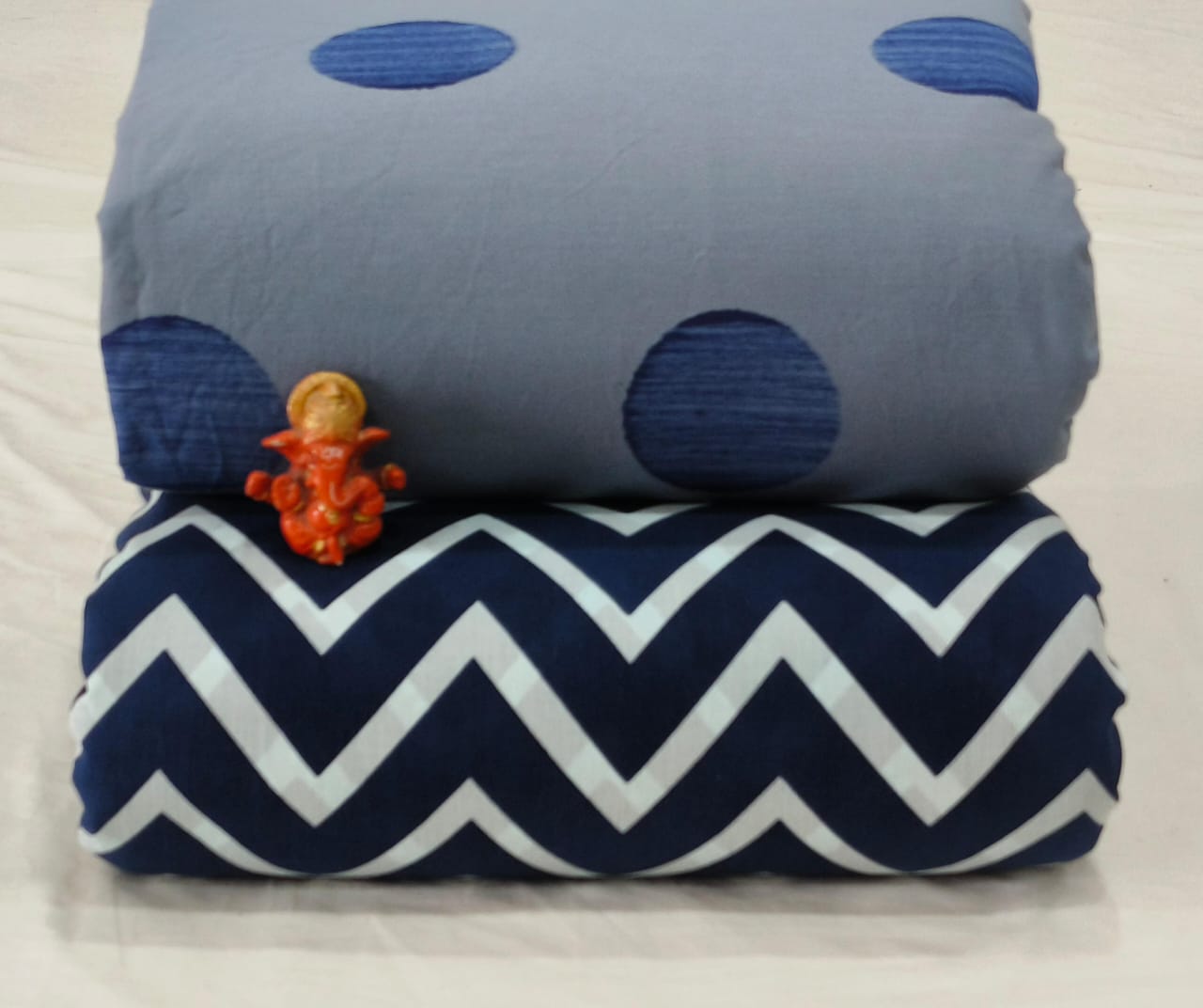 Pure cotton top and bottom set (2.5 mtr top, 2.5 mtr bottom)