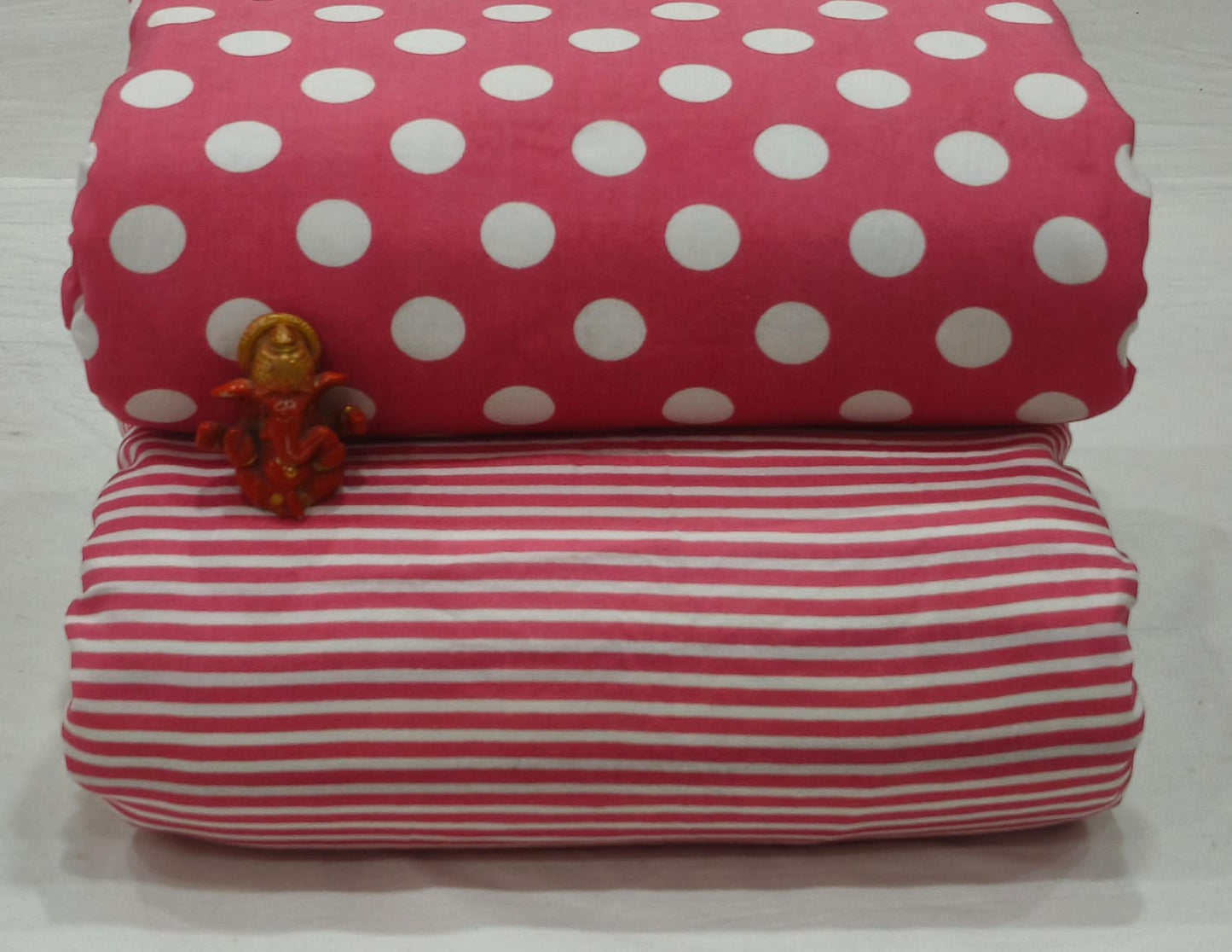 Pure cotton top and bottom set (2.5 mtr top, 2.5 mtr bottom)