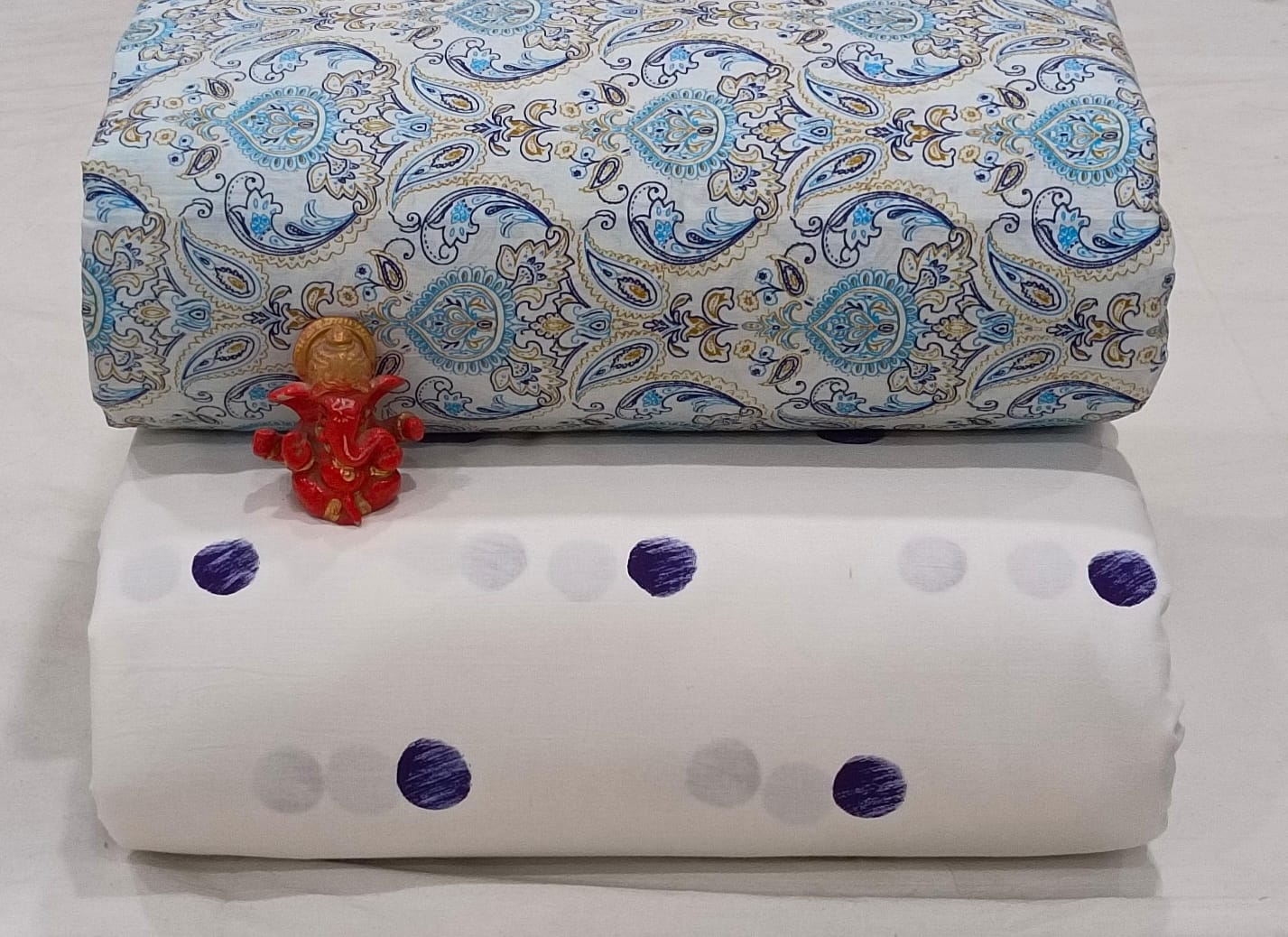 Pure cotton top and bottom set (2.5 mtr top, 2.5 mtr bottom)