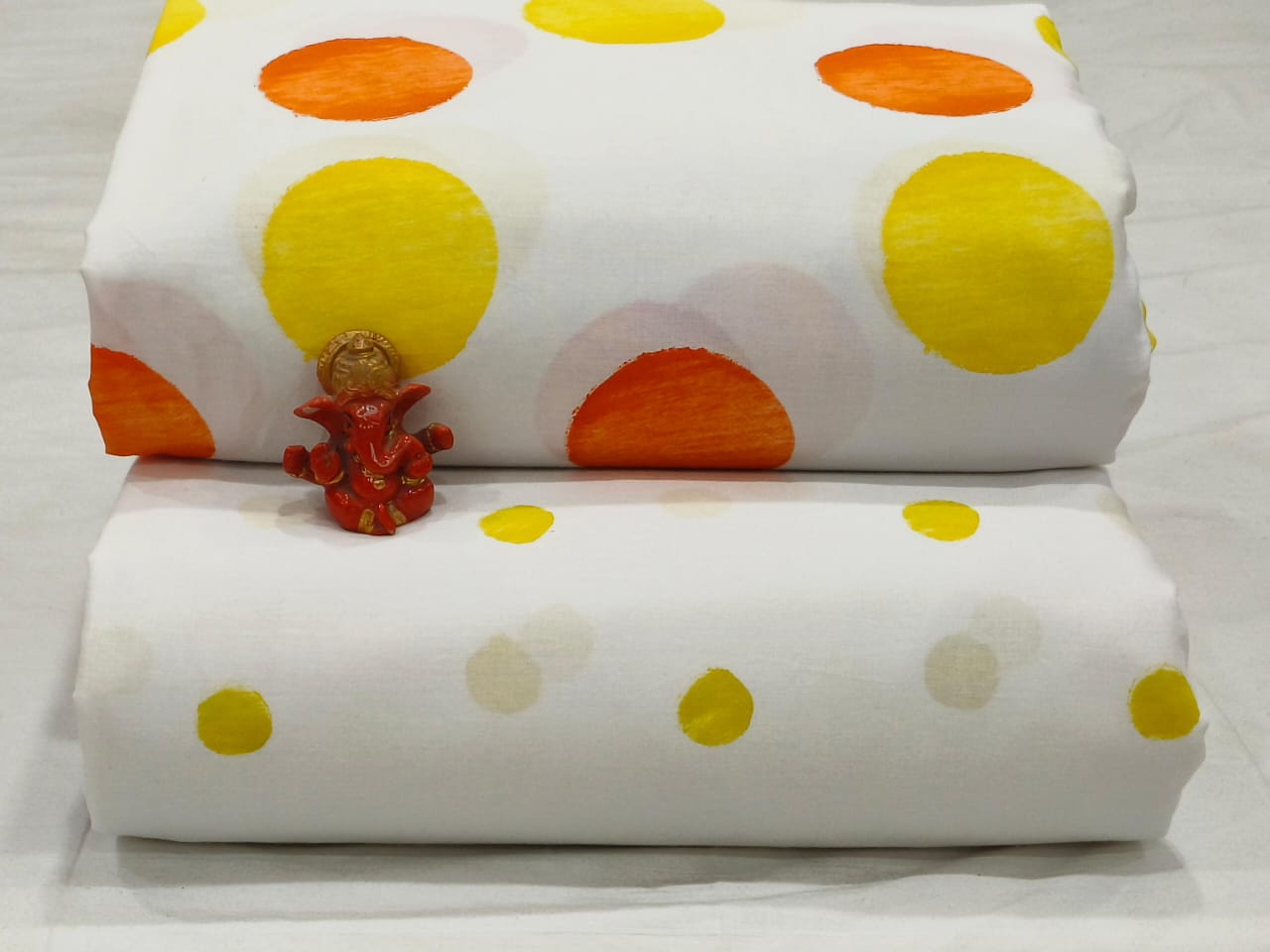 Pure cotton top and bottom set (2.5 mtr top, 2.5 mtr bottom)
