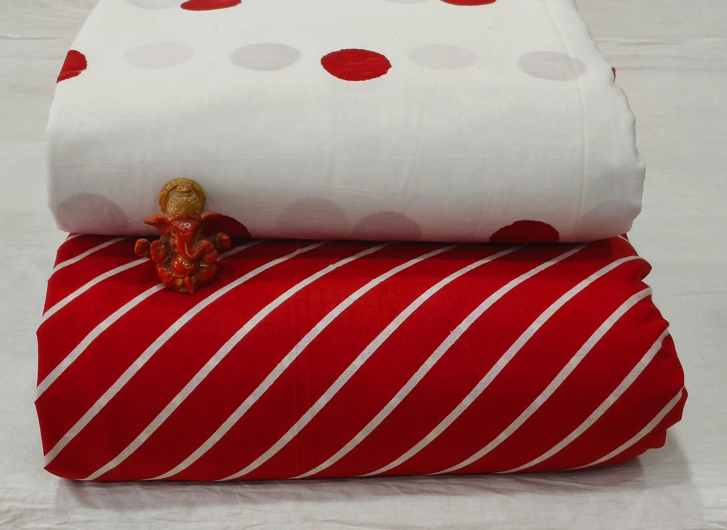 Pure cotton top and bottom set (2.5 mtr top, 2.5 mtr bottom)