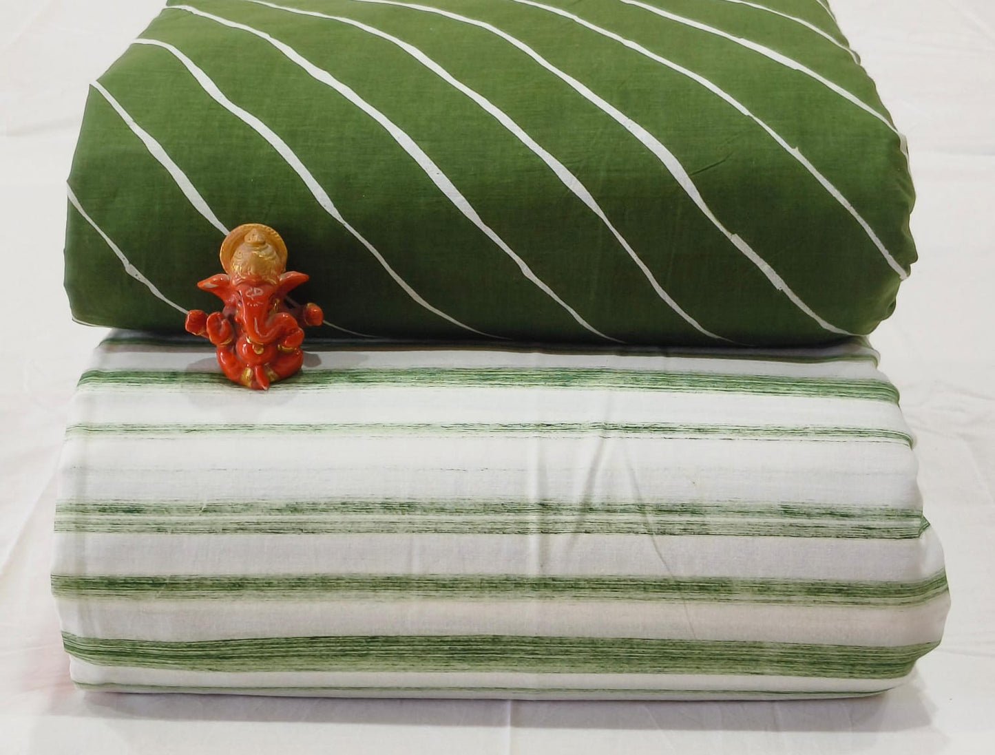 Pure cotton top and bottom set (2.5 mtr top, 2.5 mtr bottom)